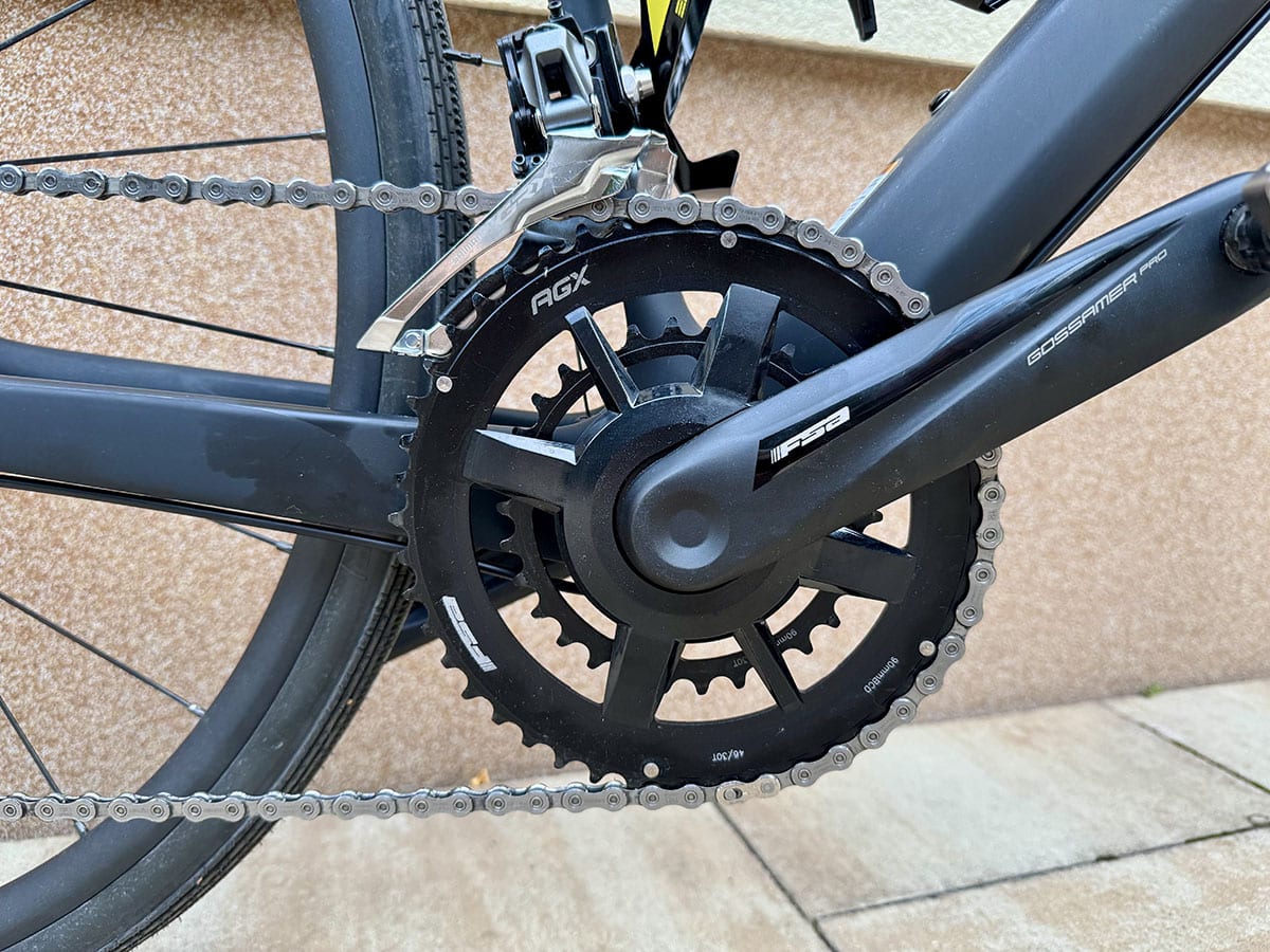 GT Grade carbon gravel FSA hajtómű