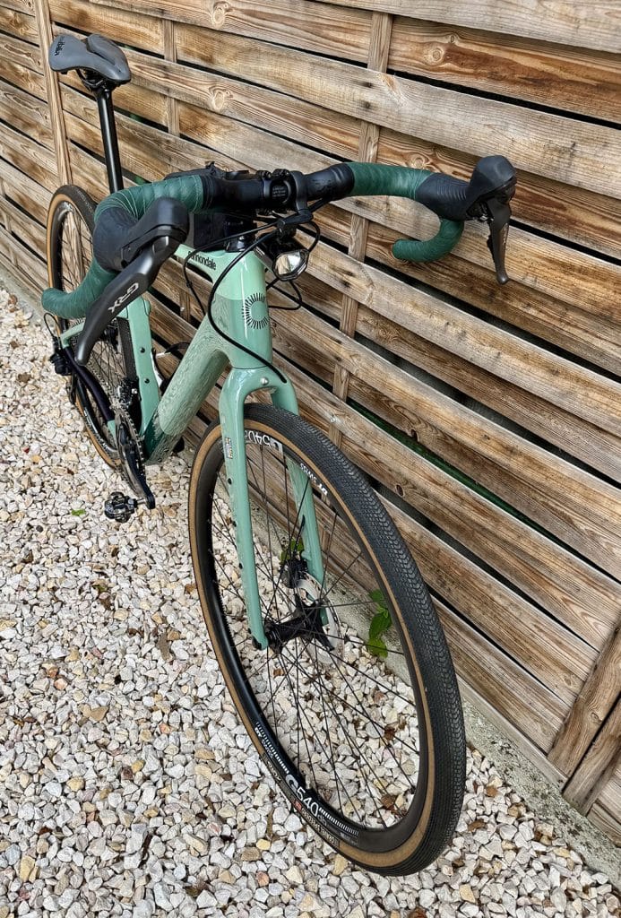 Cannondale Topstone karbon 2L gravel bringa
