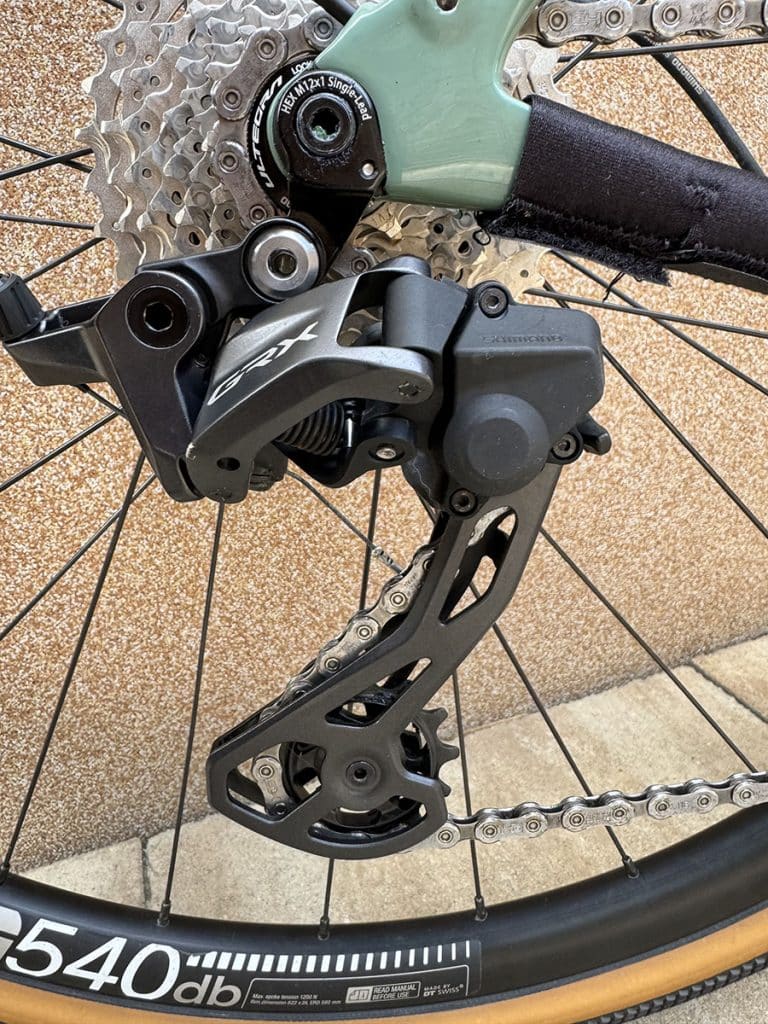 Cannondale Topstone karbon 2L gravel bringa váltó grx