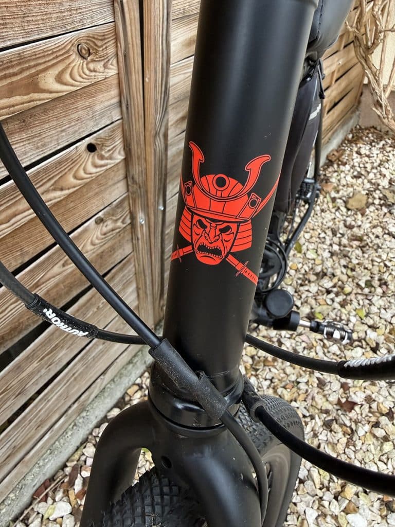 author ronin acélvázas gravel kerékpár fekete kormánycső