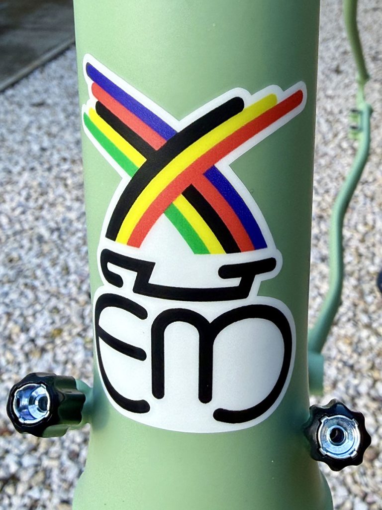 kormánycső pévéle