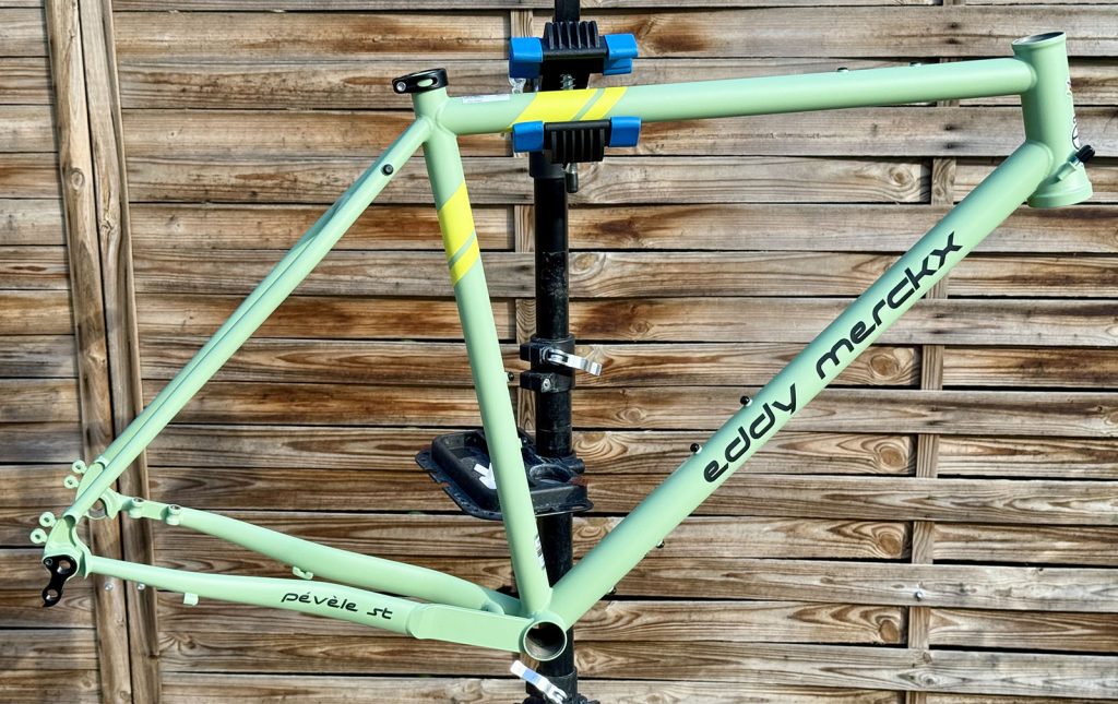 eddy merckx pévéle st acél gravel váz