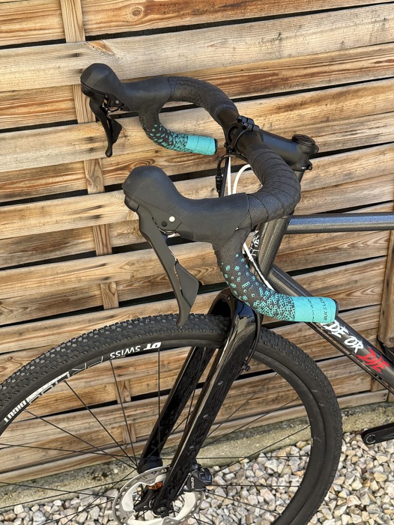 SB acélvázas gravel kerékpár eladó