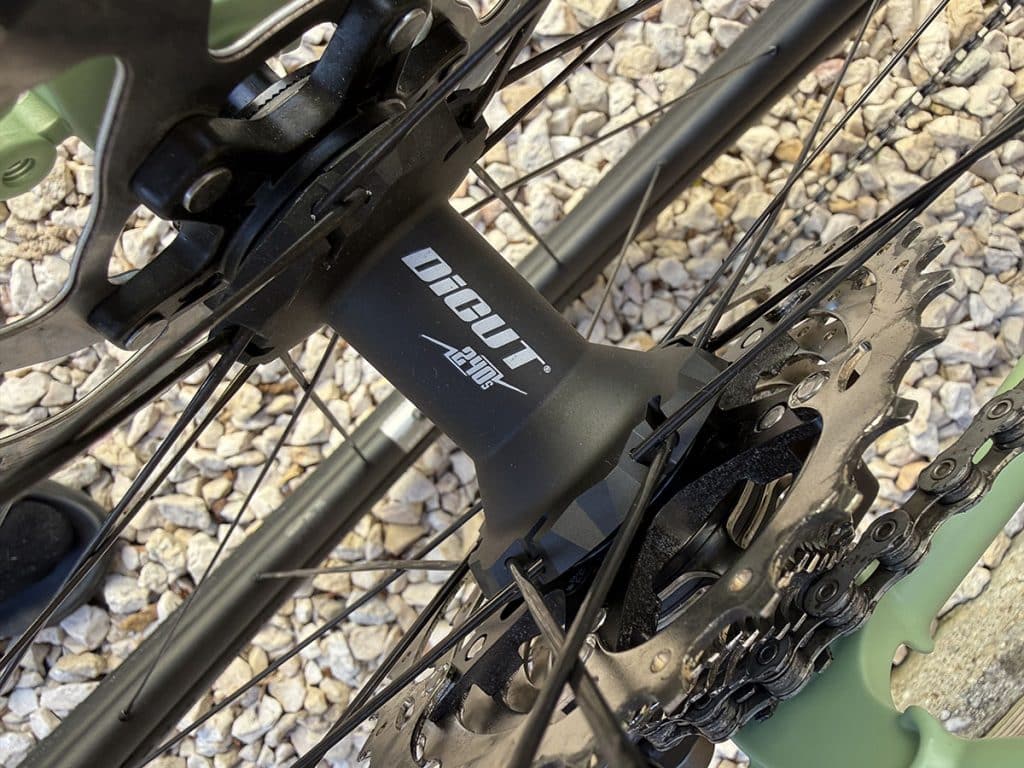 DT SWISS PR1400 Dicut db21 mm kerékszett