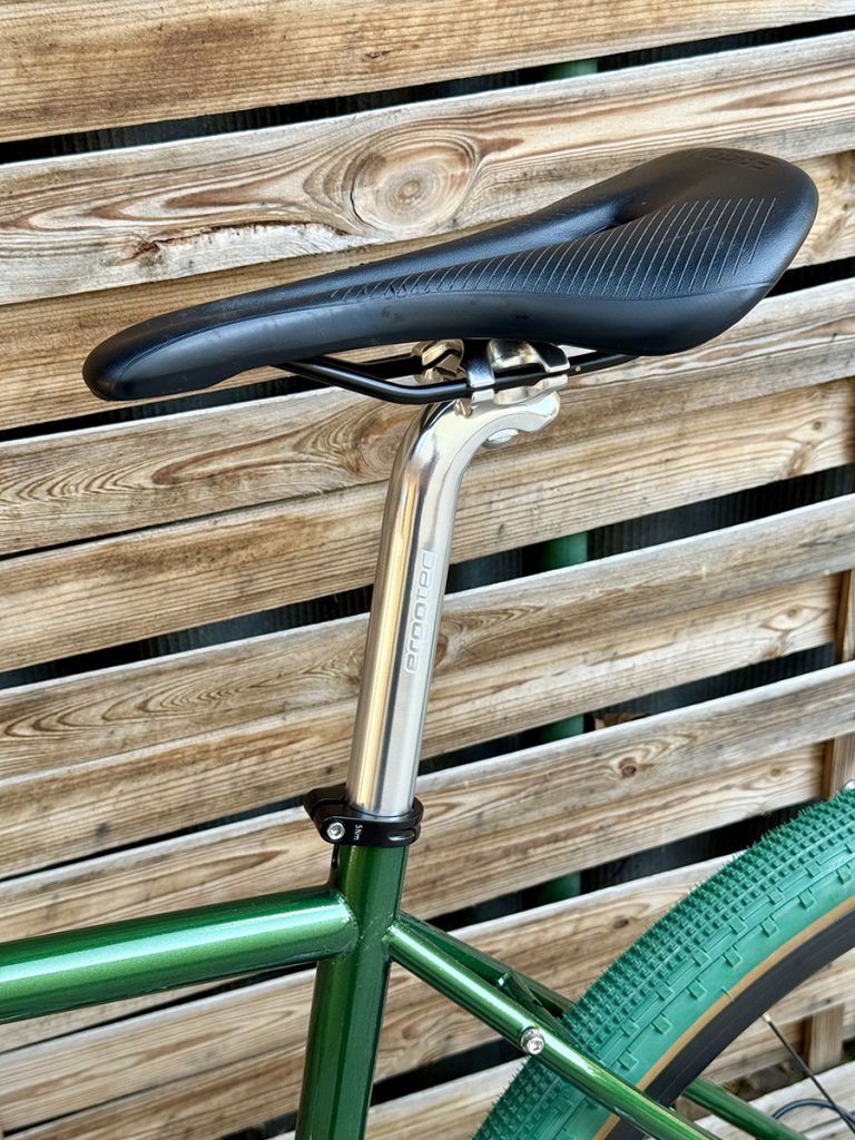 ergon nyereg