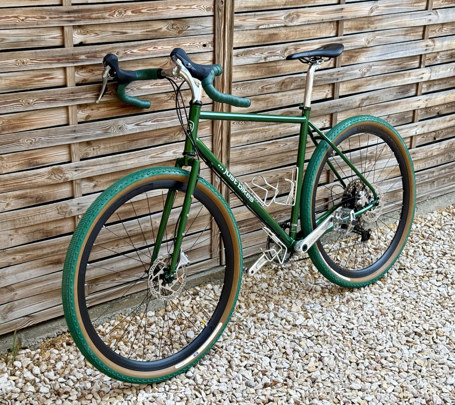 SB6 classic acél gravel bikepacking